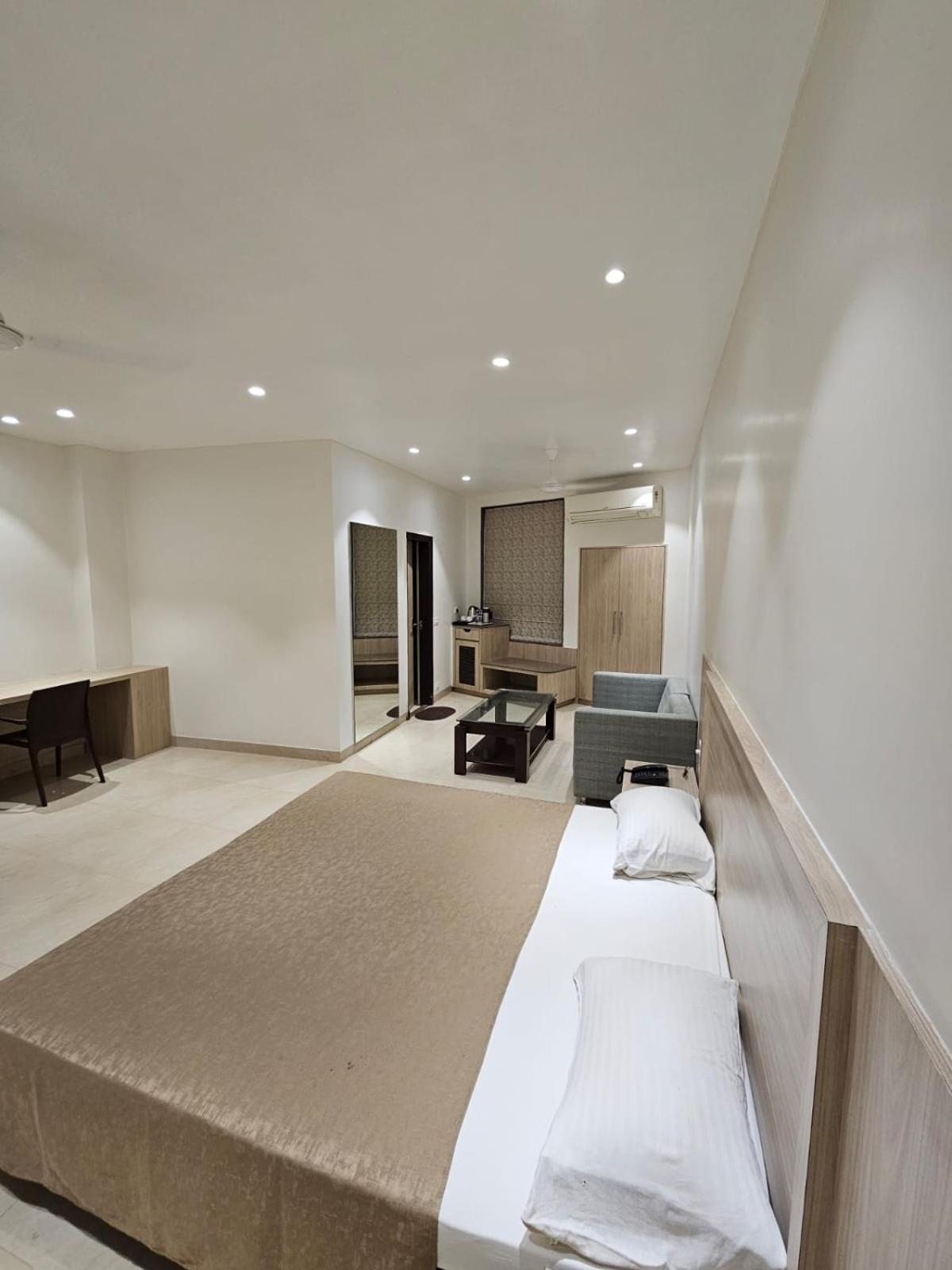 Hotel Bagla Atithi Banaras Varanasi Ngoại thất bức ảnh
