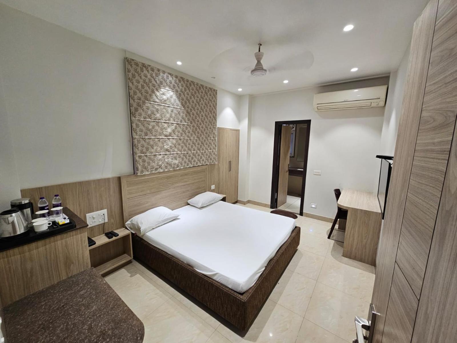 Hotel Bagla Atithi Banaras Varanasi Ngoại thất bức ảnh